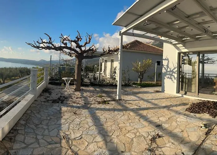 Villa Liocharis Akro 1 *